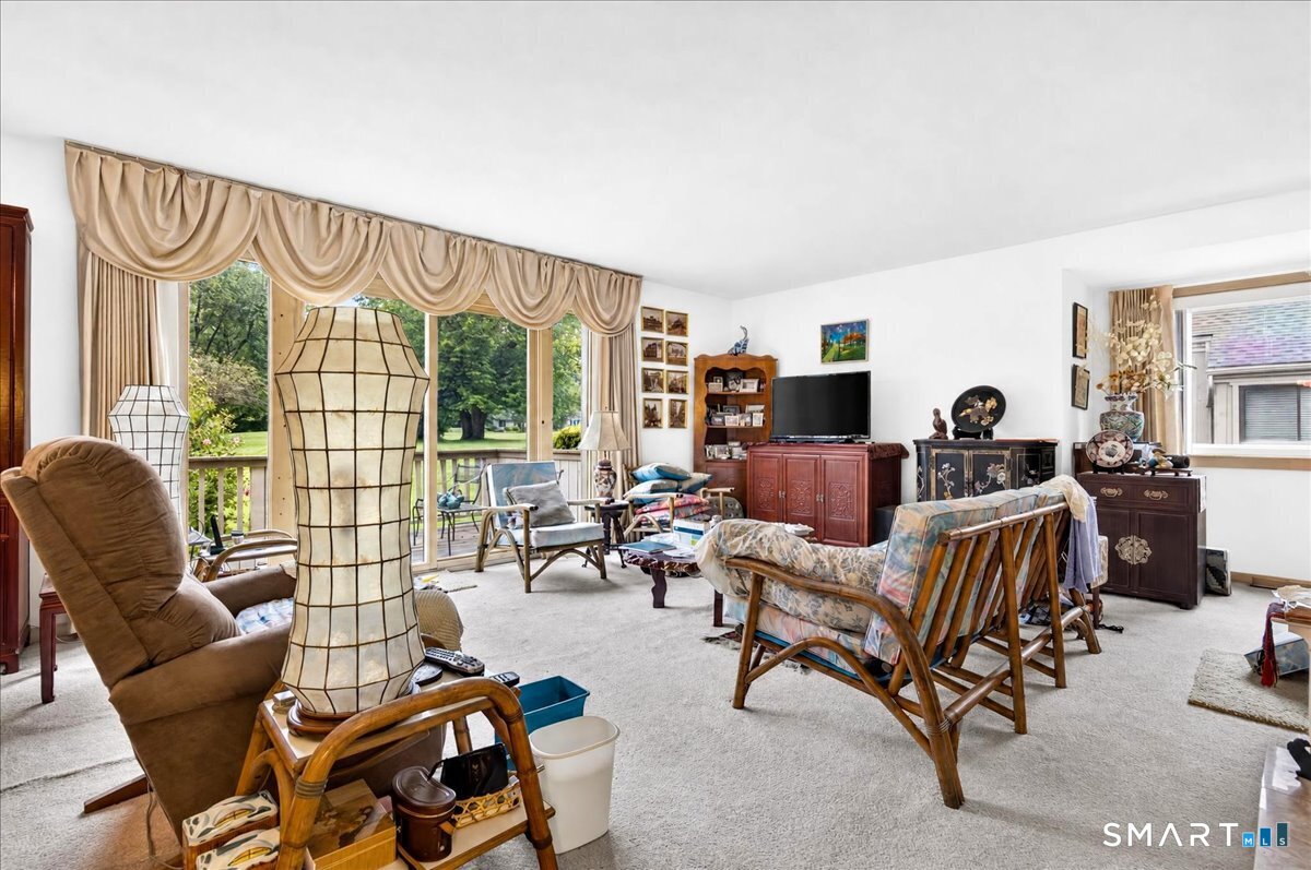 393 Ottawa Lane Stratford CT 06614