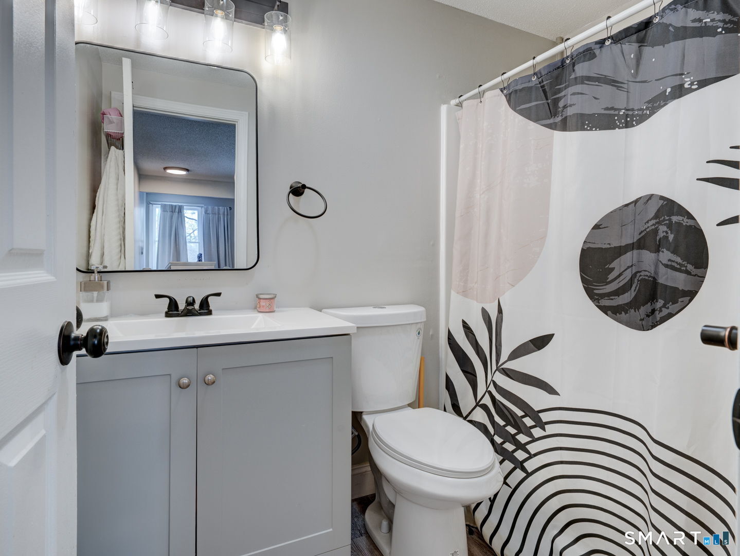 11 Concorde Way Windsor Locks CT 06096