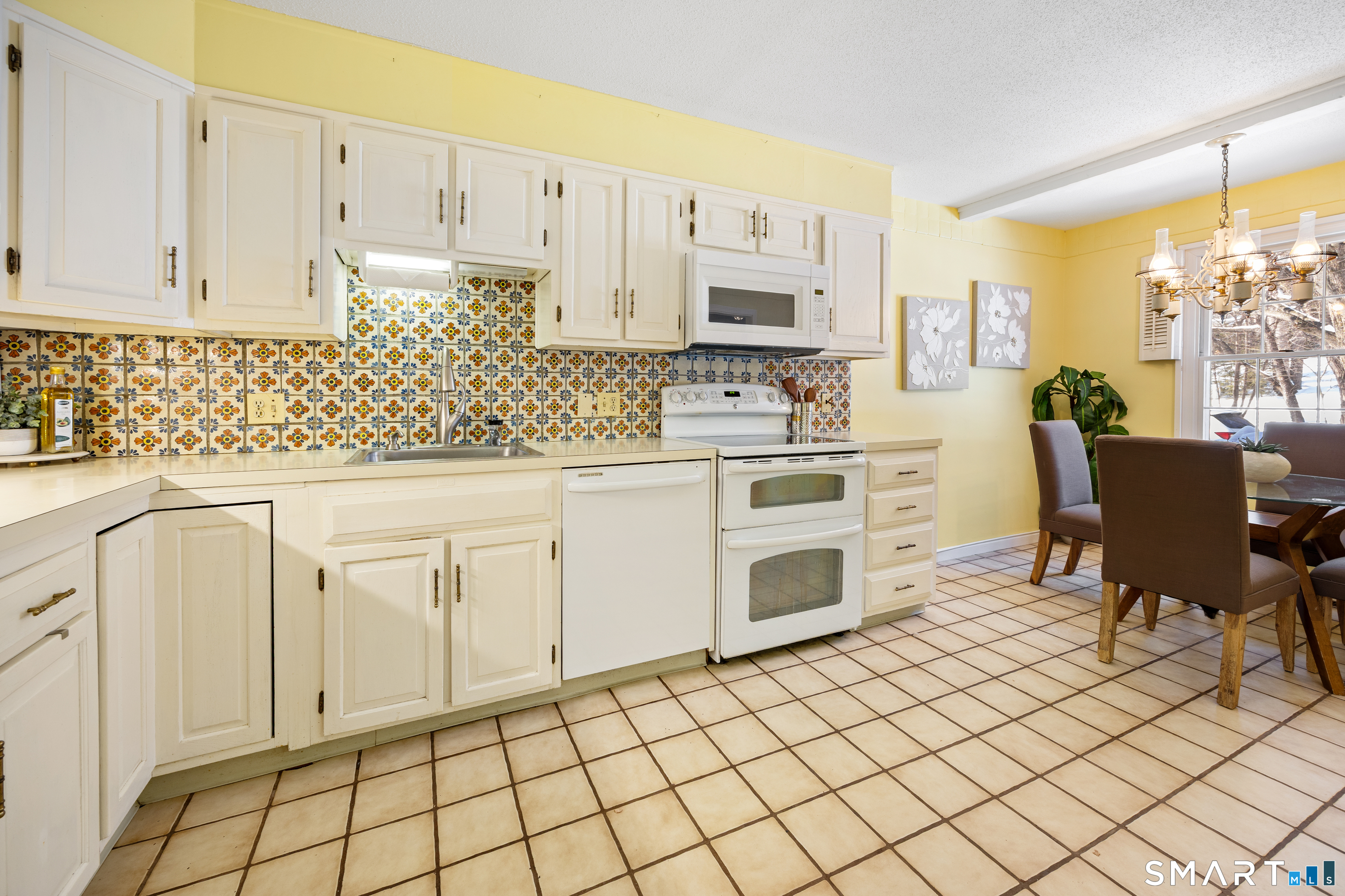 580 Mountain Road West Hartford CT 06117