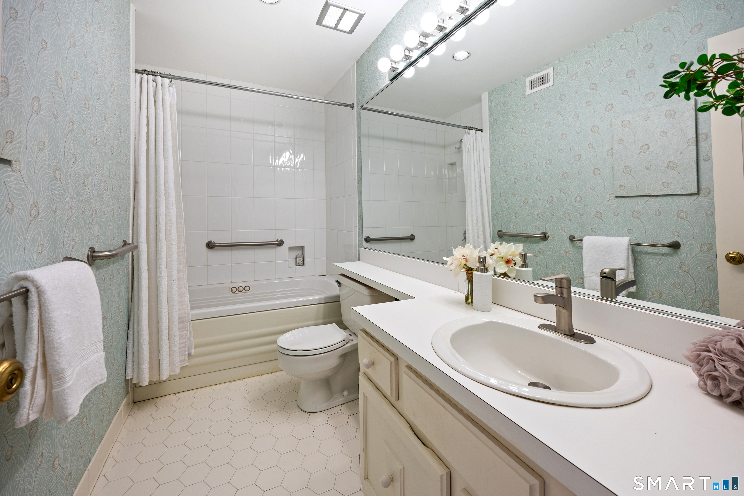 580 Mountain Road West Hartford CT 06117