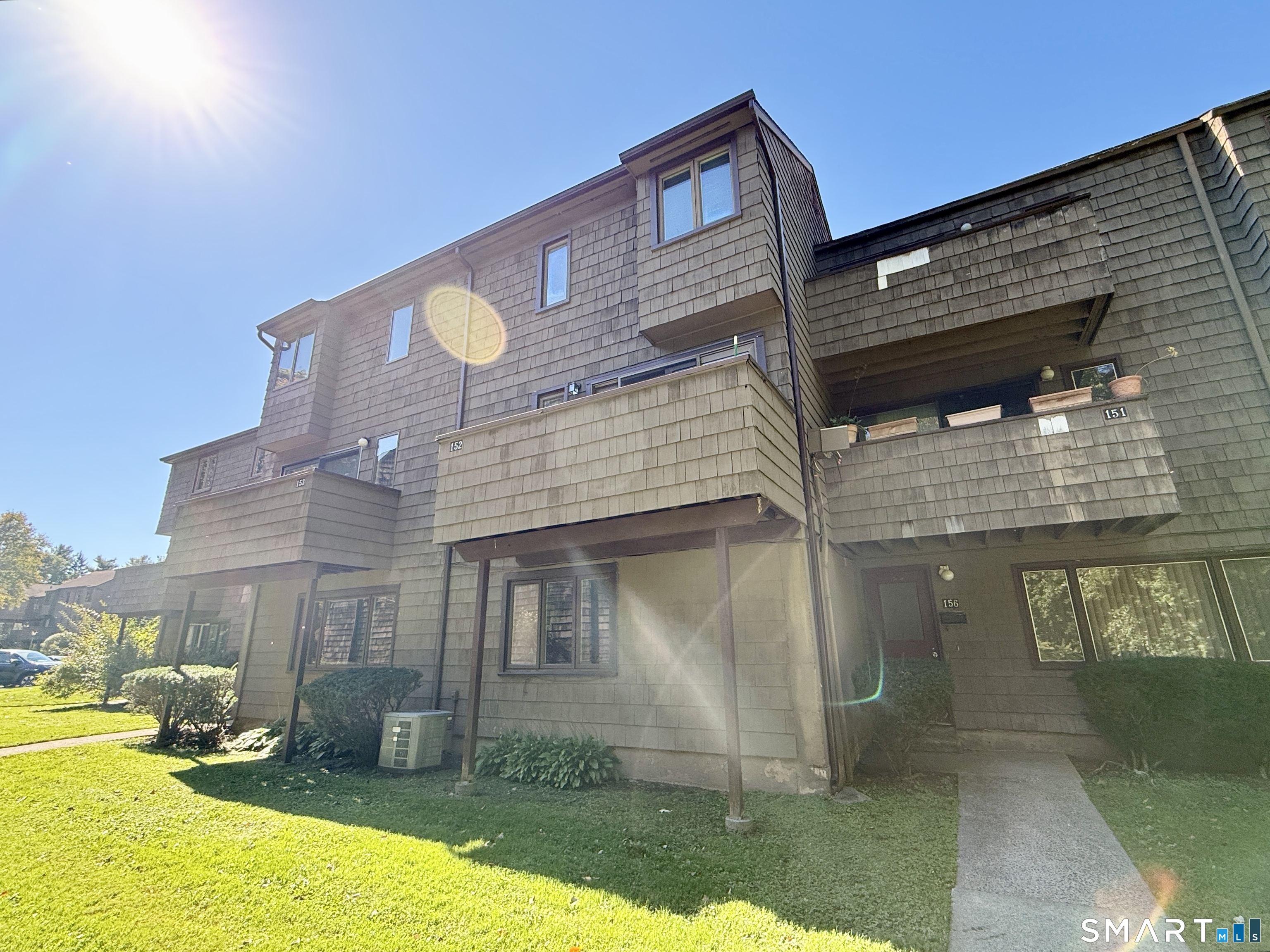 152 Towne House Road Hamden CT 06514
