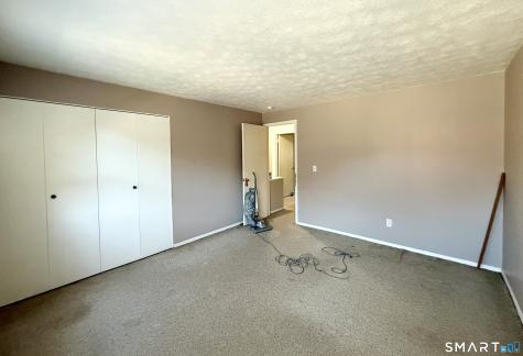 152 Towne House Road Hamden CT 06514