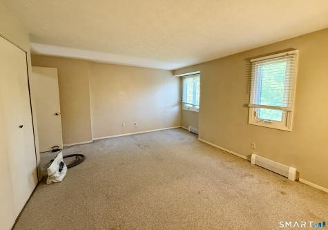 152 Towne House Road Hamden CT 06514