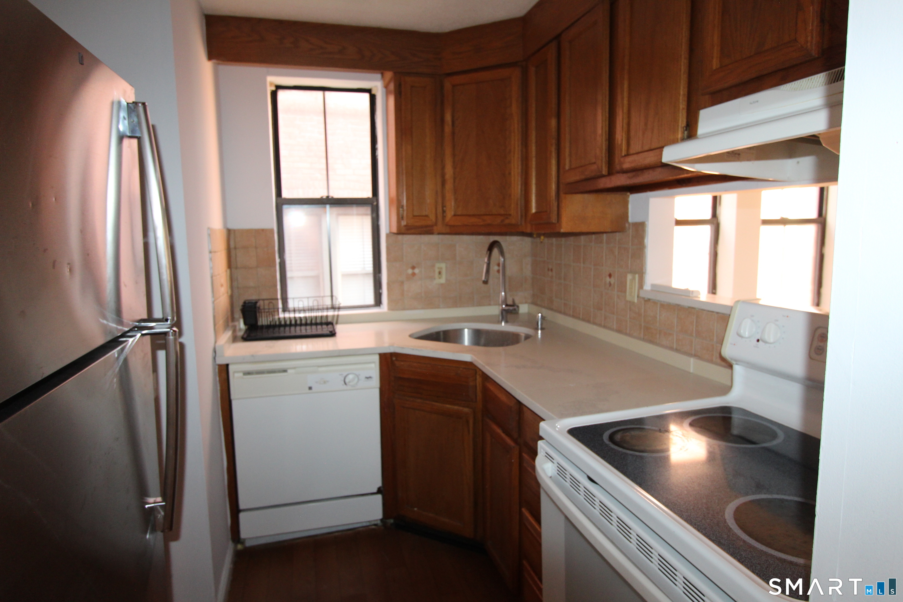 28 Essex Street Hartford CT 06114