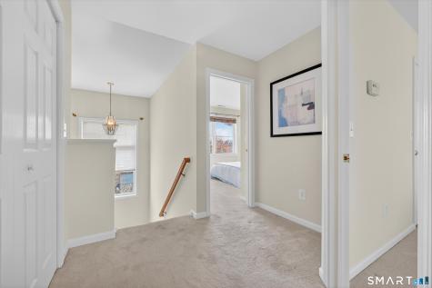 1502 Pinnacle Way Danbury CT 06811