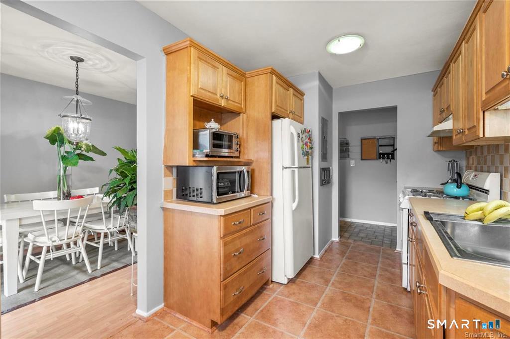 50 Greenhouse Road Bridgeport CT 06606