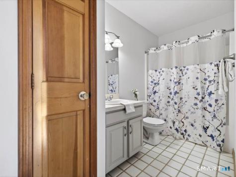 214 Alps Road Branford CT 06405