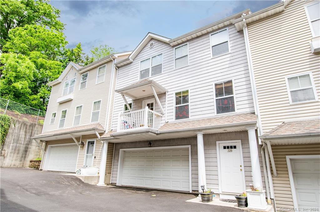 32B Benedict Avenue Danbury CT 06810