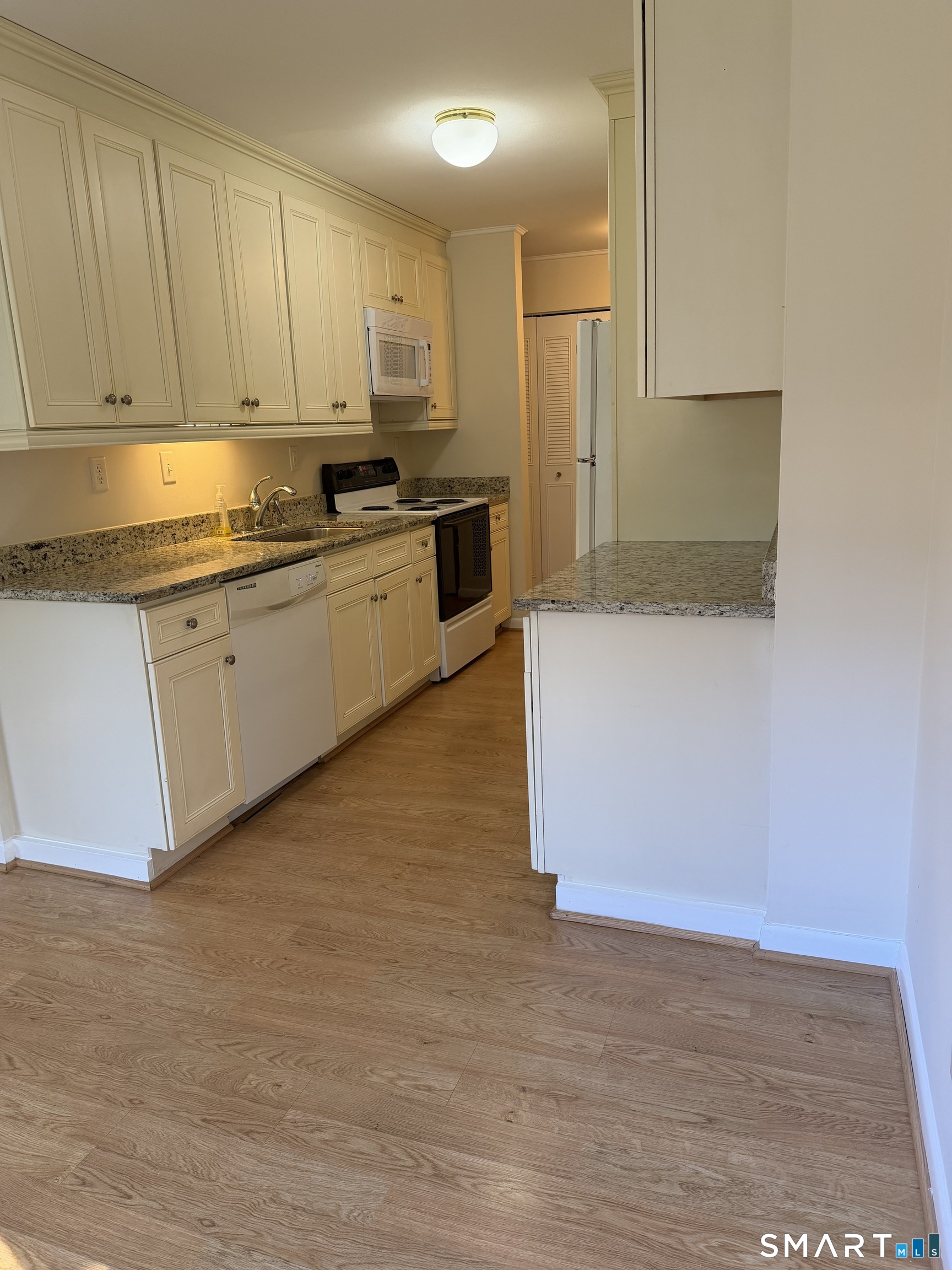 148 Southport Woods Drive Fairfield CT 06890