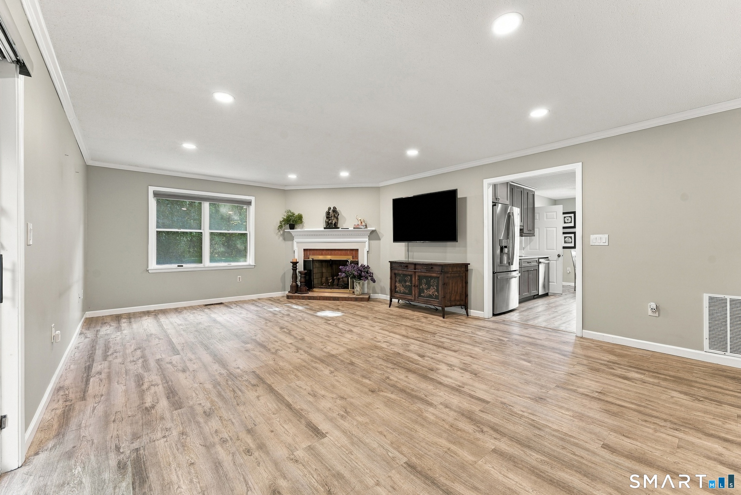 221 The Meadows Enfield CT 06082