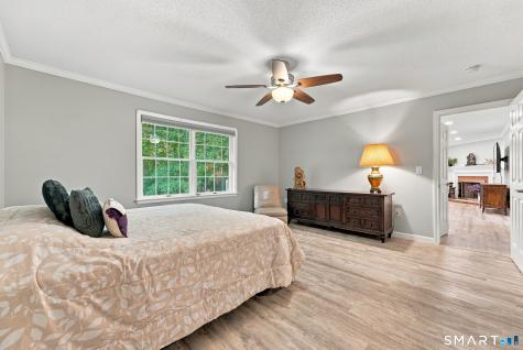 221 The Meadows Enfield CT 06082