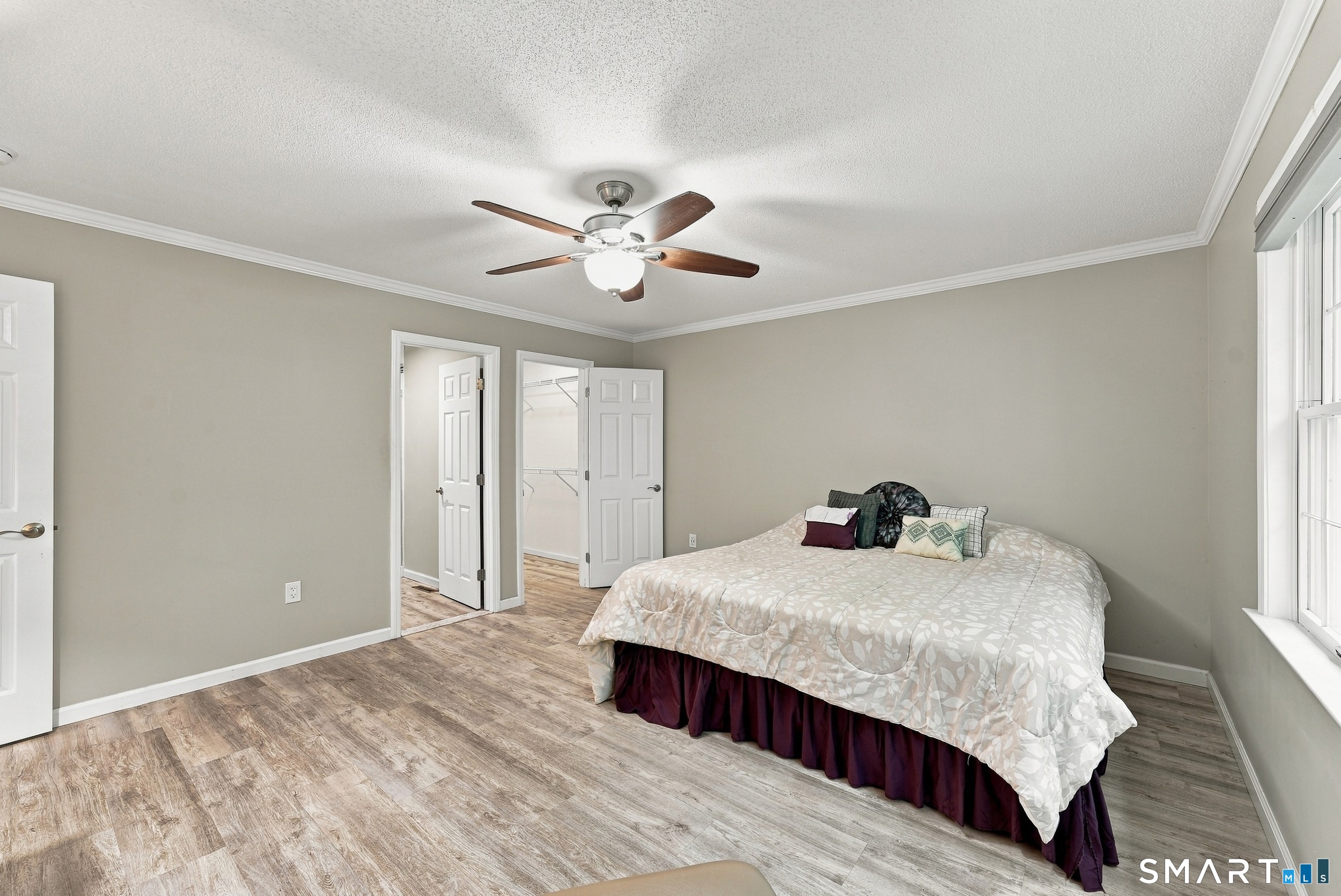 221 The Meadows Enfield CT 06082