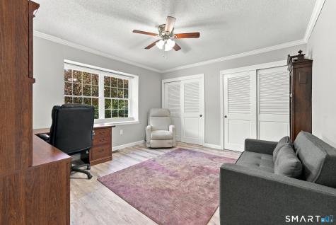 221 The Meadows Enfield CT 06082