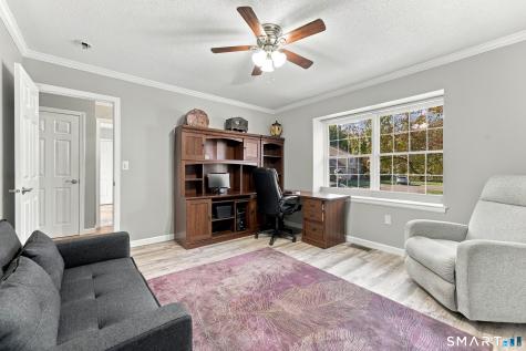 221 The Meadows Enfield CT 06082