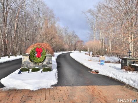 8 Haley Lane Litchfield CT 06759