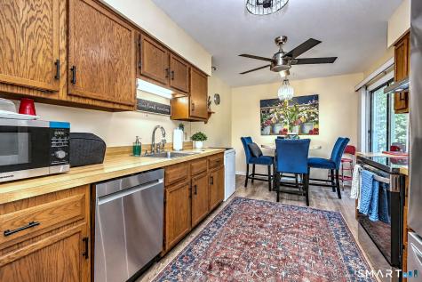 12 Derbyshire Derby CT 06418