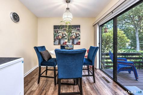 12 Derbyshire Derby CT 06418