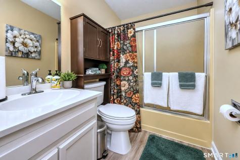12 Derbyshire Derby CT 06418