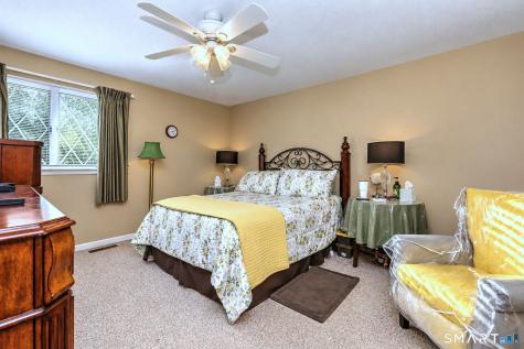 12 Derbyshire Derby CT 06418
