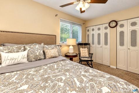12 Derbyshire Derby CT 06418
