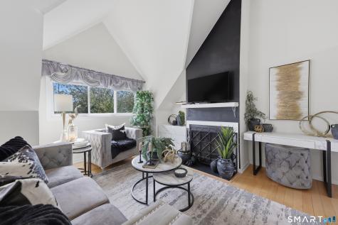 3 Montoya Drive Branford CT 06405