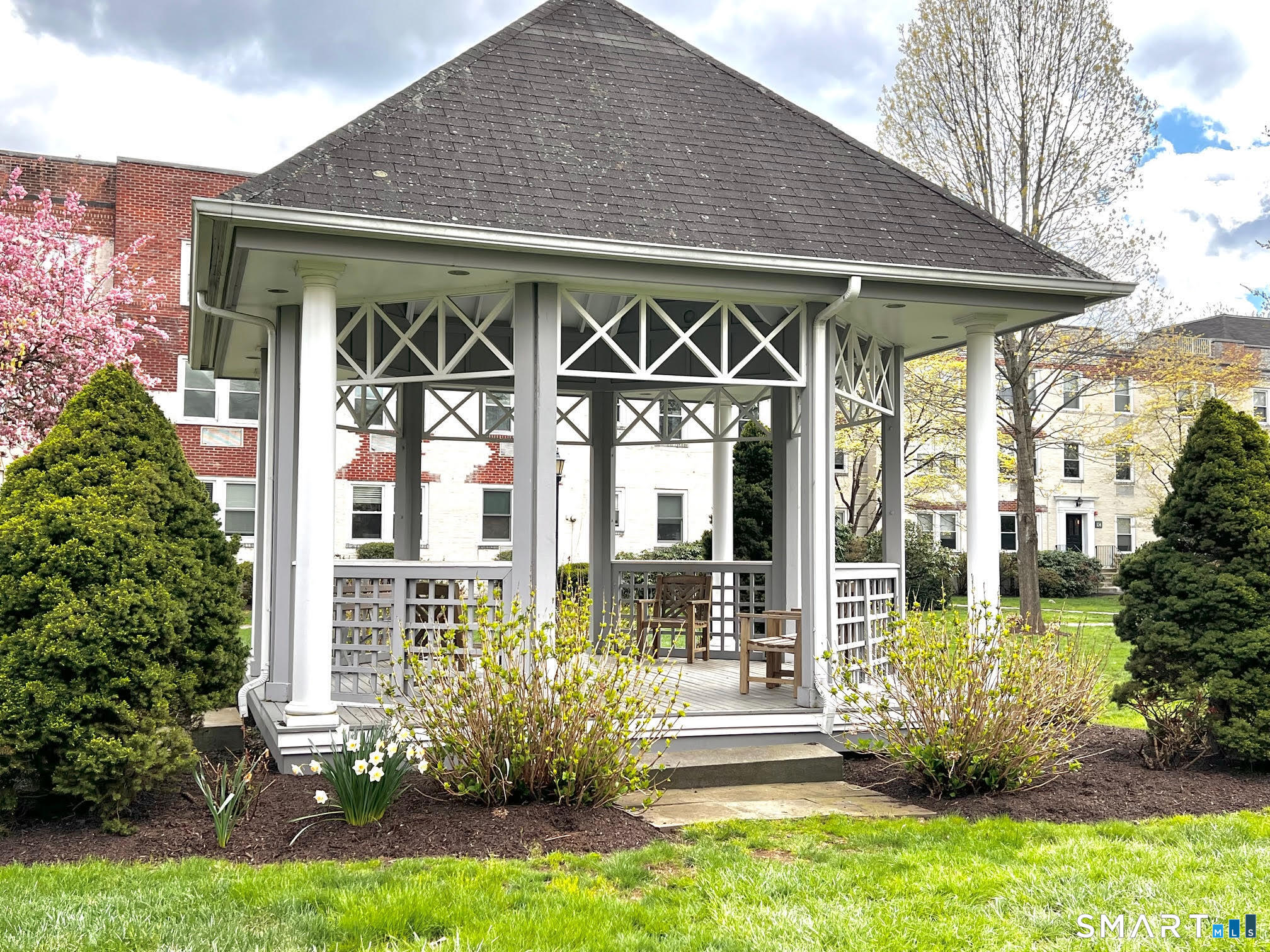 124 Woodside Green Stamford CT 06905