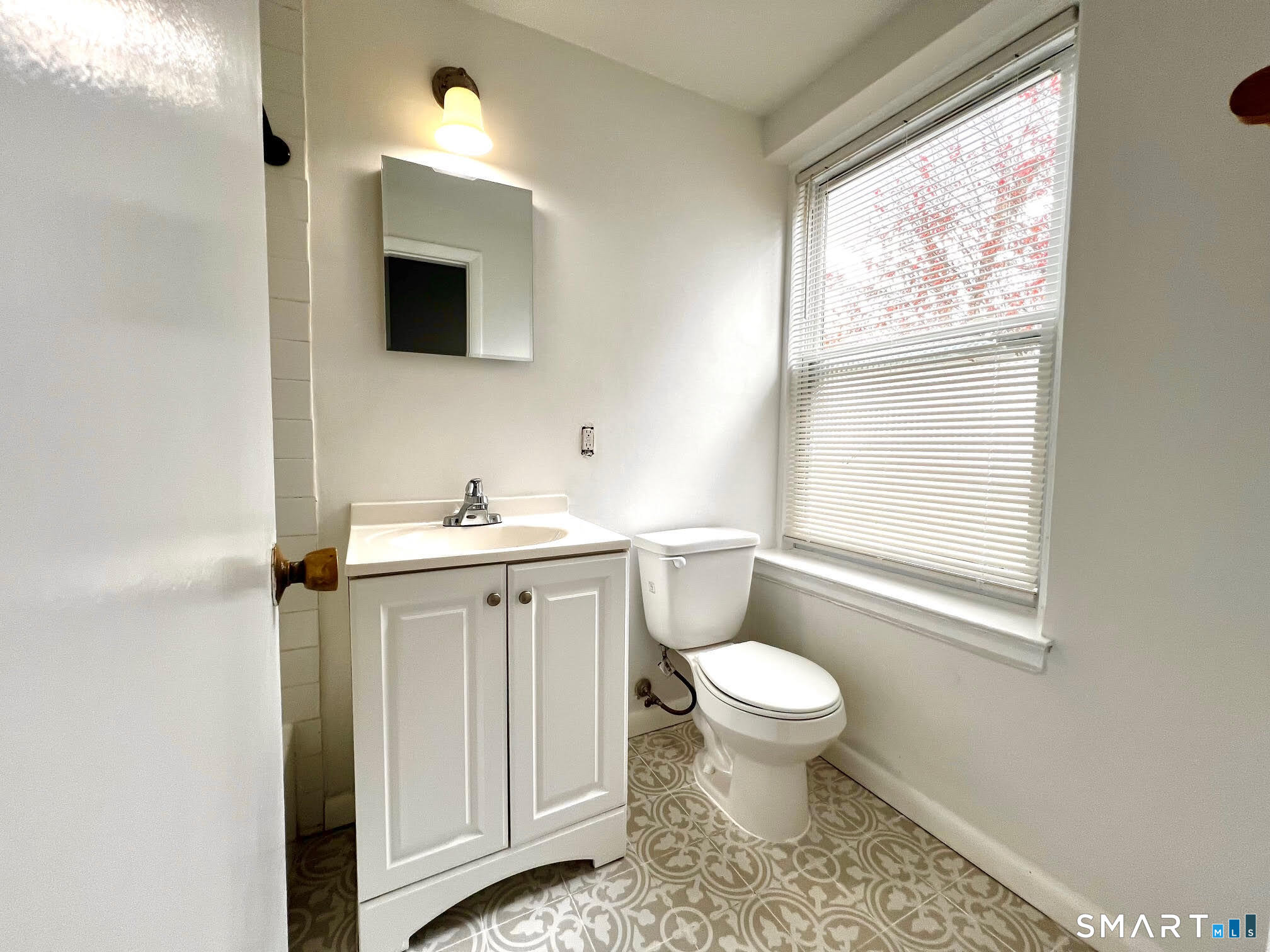 124 Woodside Green Stamford CT 06905