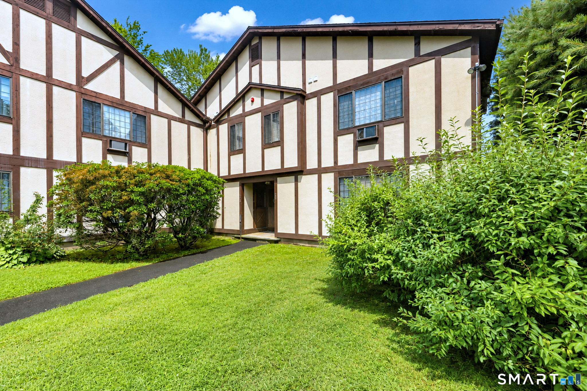359 Foxwood Lane Milford CT 06461