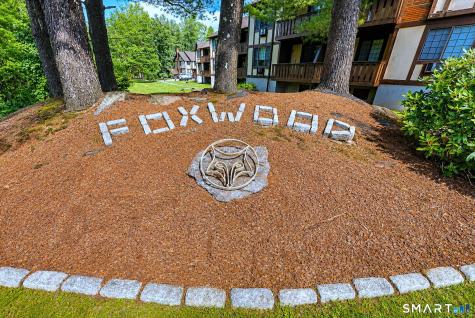 359 Foxwood Lane Milford CT 06461