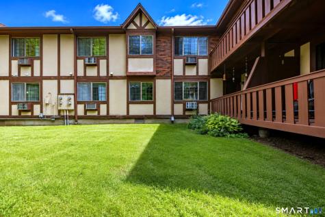 359 Foxwood Lane Milford CT 06461