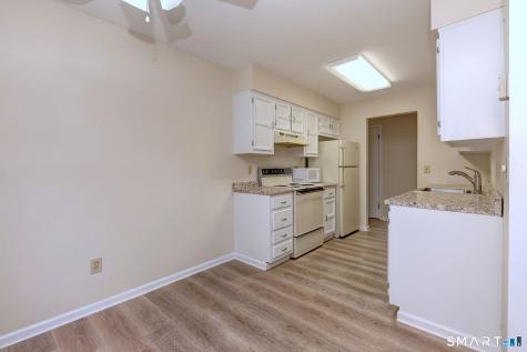 359 Foxwood Lane Milford CT 06461