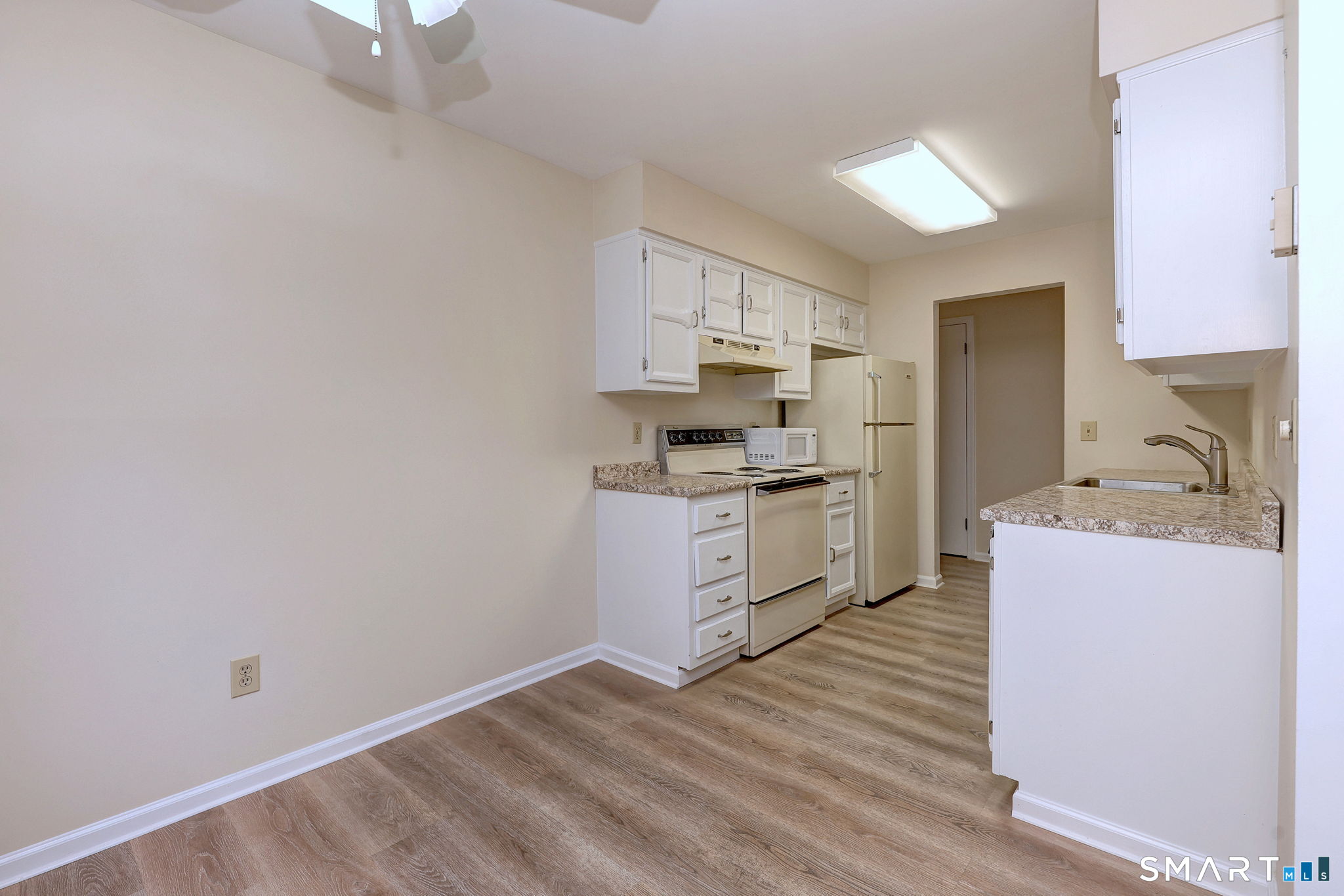 359 Foxwood Lane Milford CT 06461