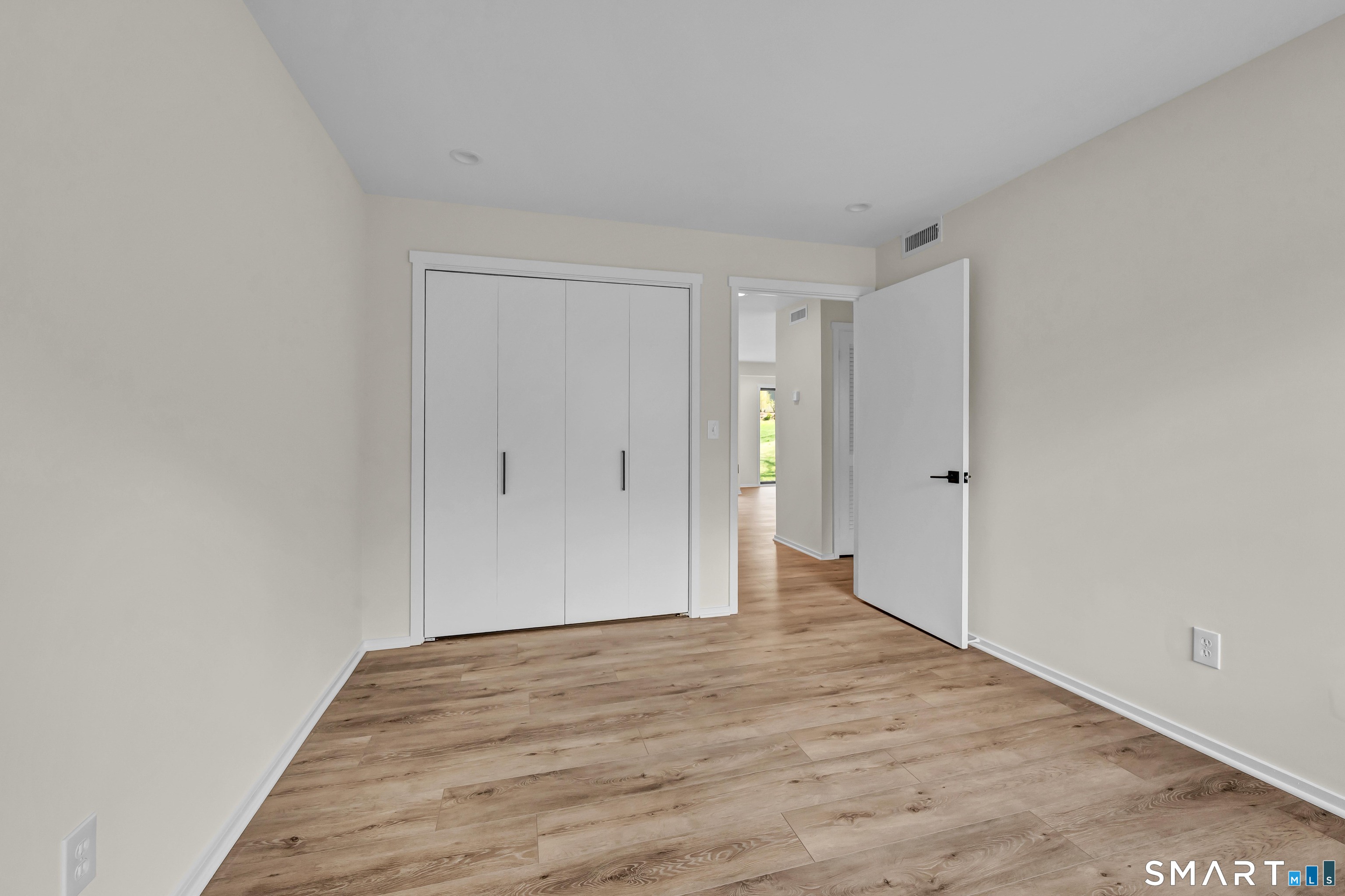 32 Heritage Village Southbury CT 06488