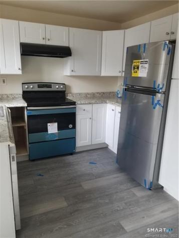837 Blackstone Village Meriden CT 06450