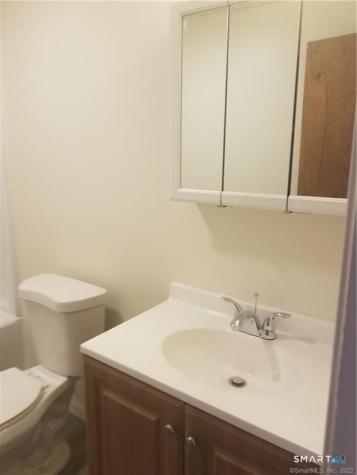 837 Blackstone Village Meriden CT 06450