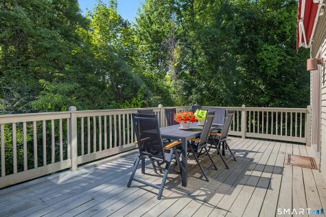 5 Lancaster Court Avon CT 06001