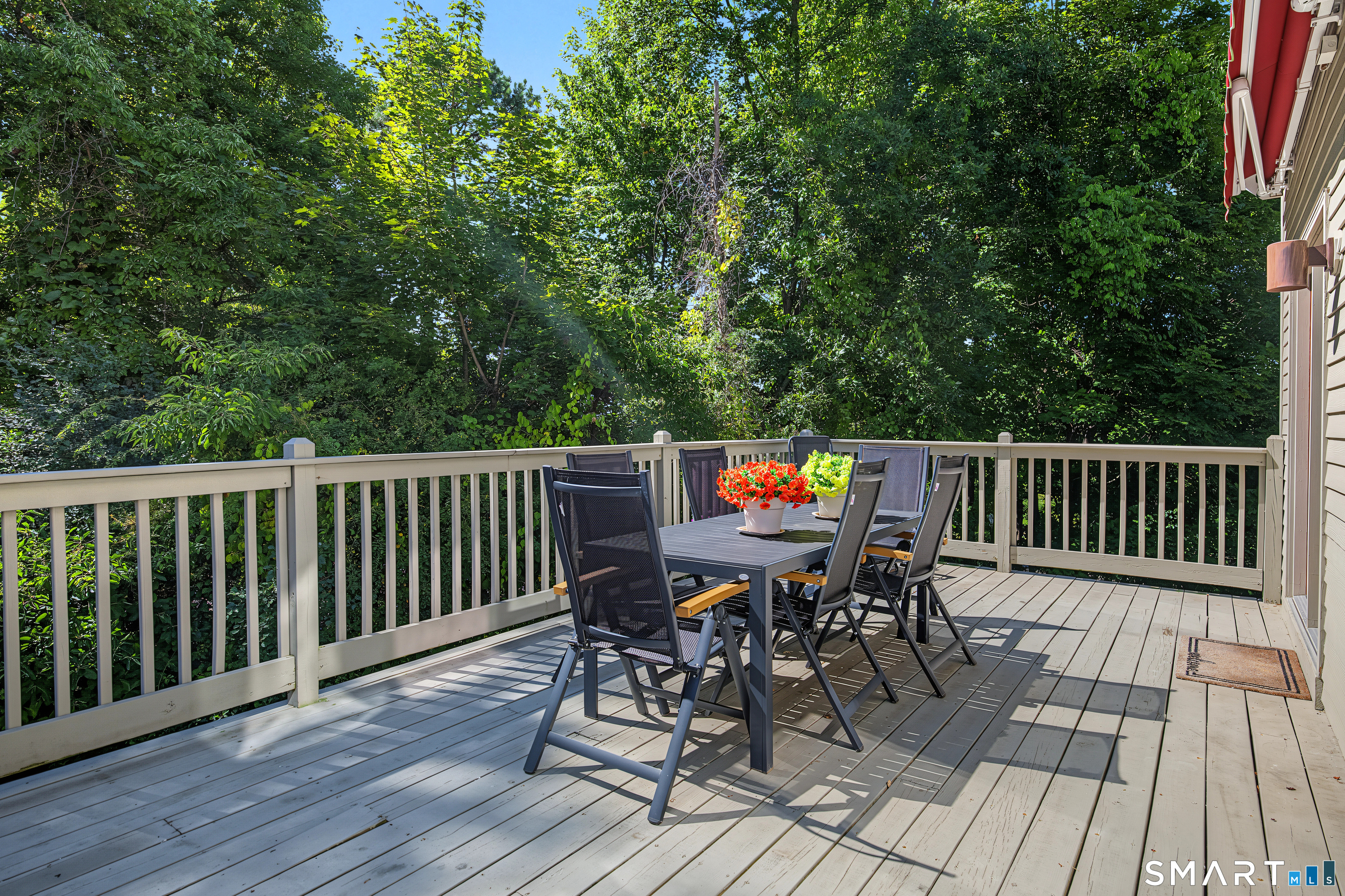 5 Lancaster Court Avon CT 06001