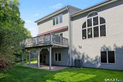 5 Lancaster Court Avon CT 06001