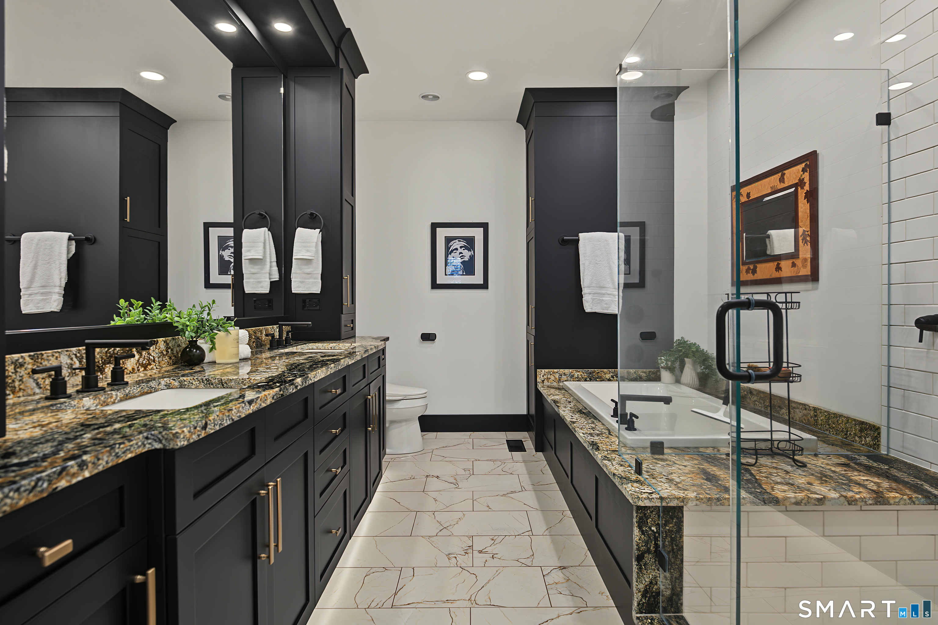 5 Lancaster Court Avon CT 06001