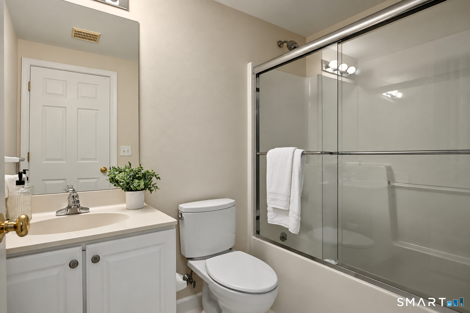 5 Lancaster Court Avon CT 06001