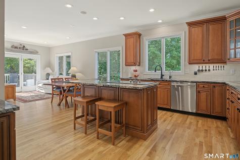 5 Lancaster Court Avon CT 06001