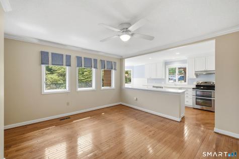 24 Biltmore Park Bloomfield CT 06002