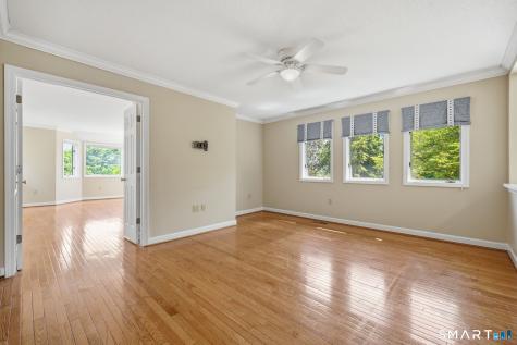 24 Biltmore Park Bloomfield CT 06002