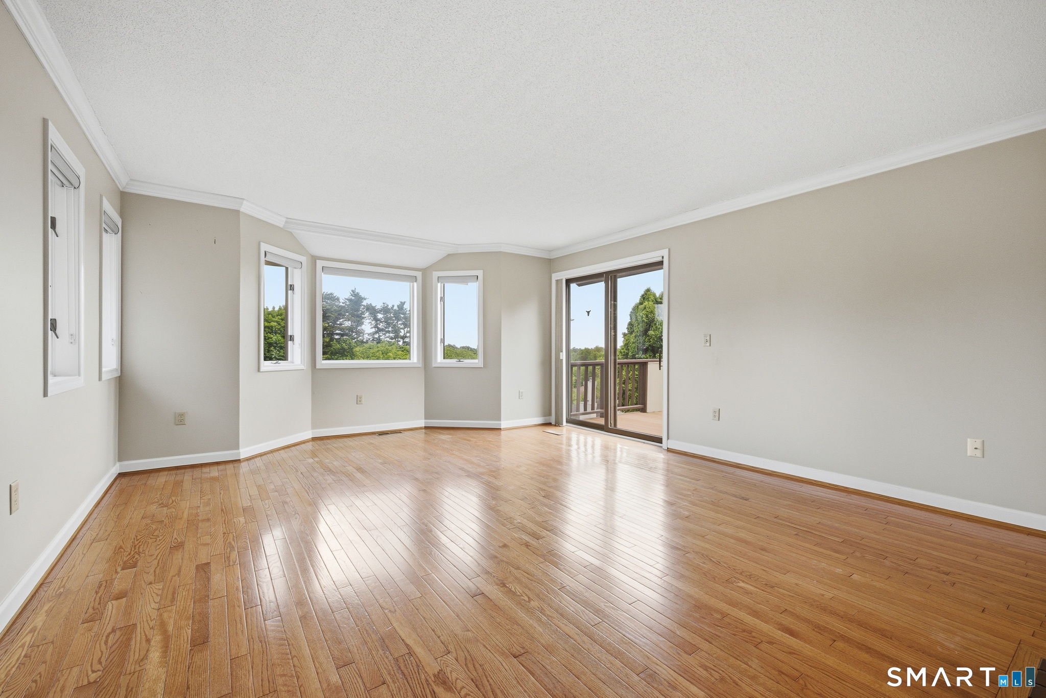 24 Biltmore Park Bloomfield CT 06002