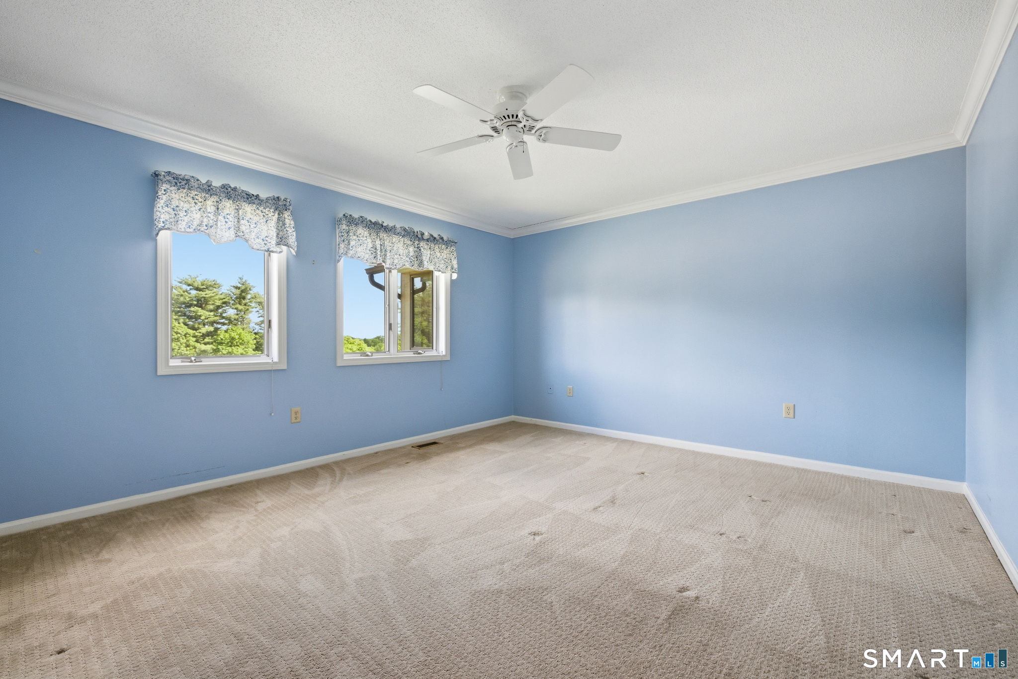 24 Biltmore Park Bloomfield CT 06002
