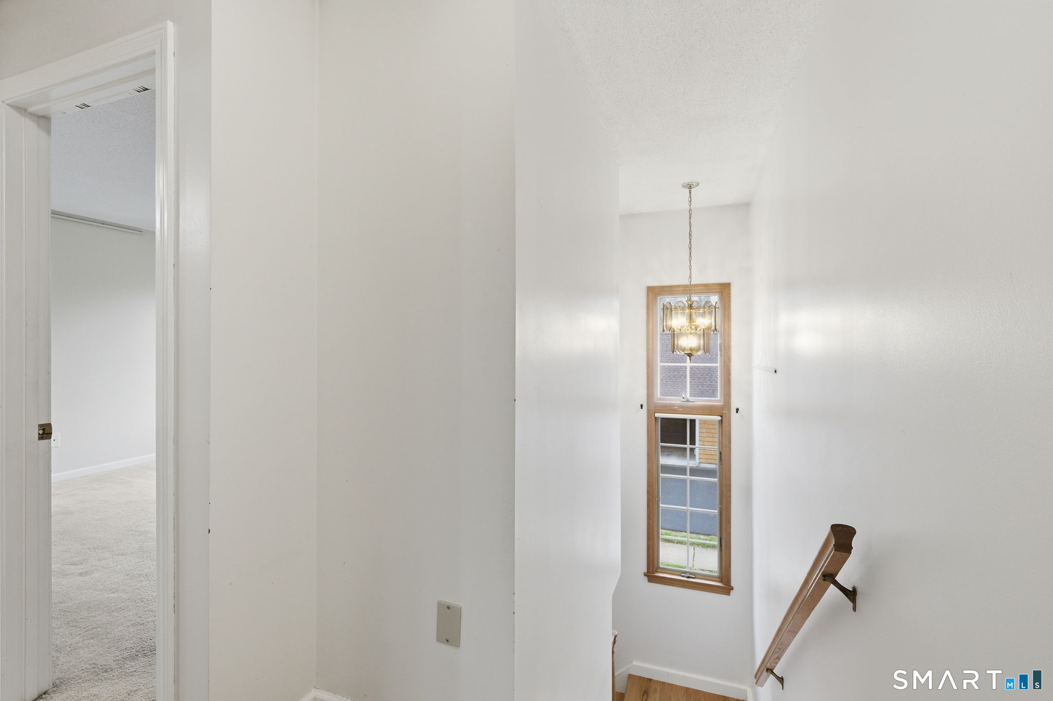 6 Elizabeth Court East Windsor CT 06016