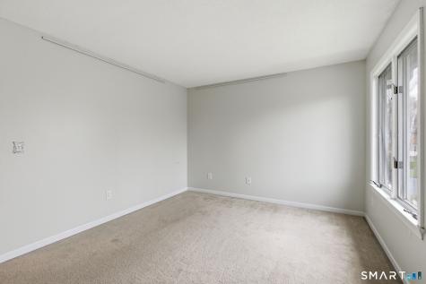 6 Elizabeth Court East Windsor CT 06016