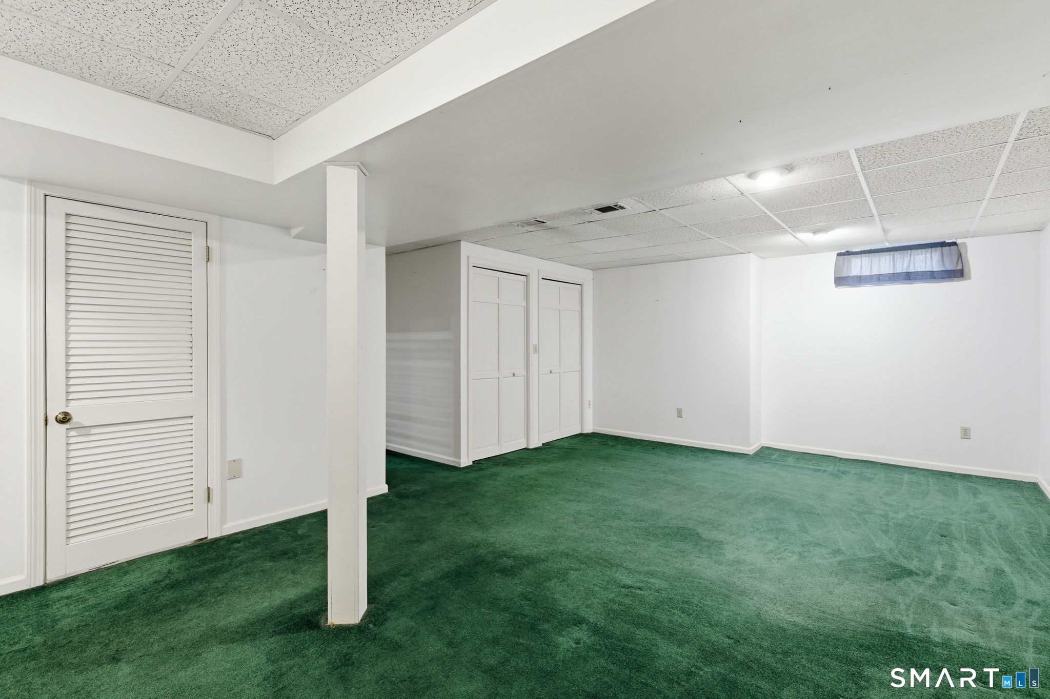 6 Elizabeth Court East Windsor CT 06016