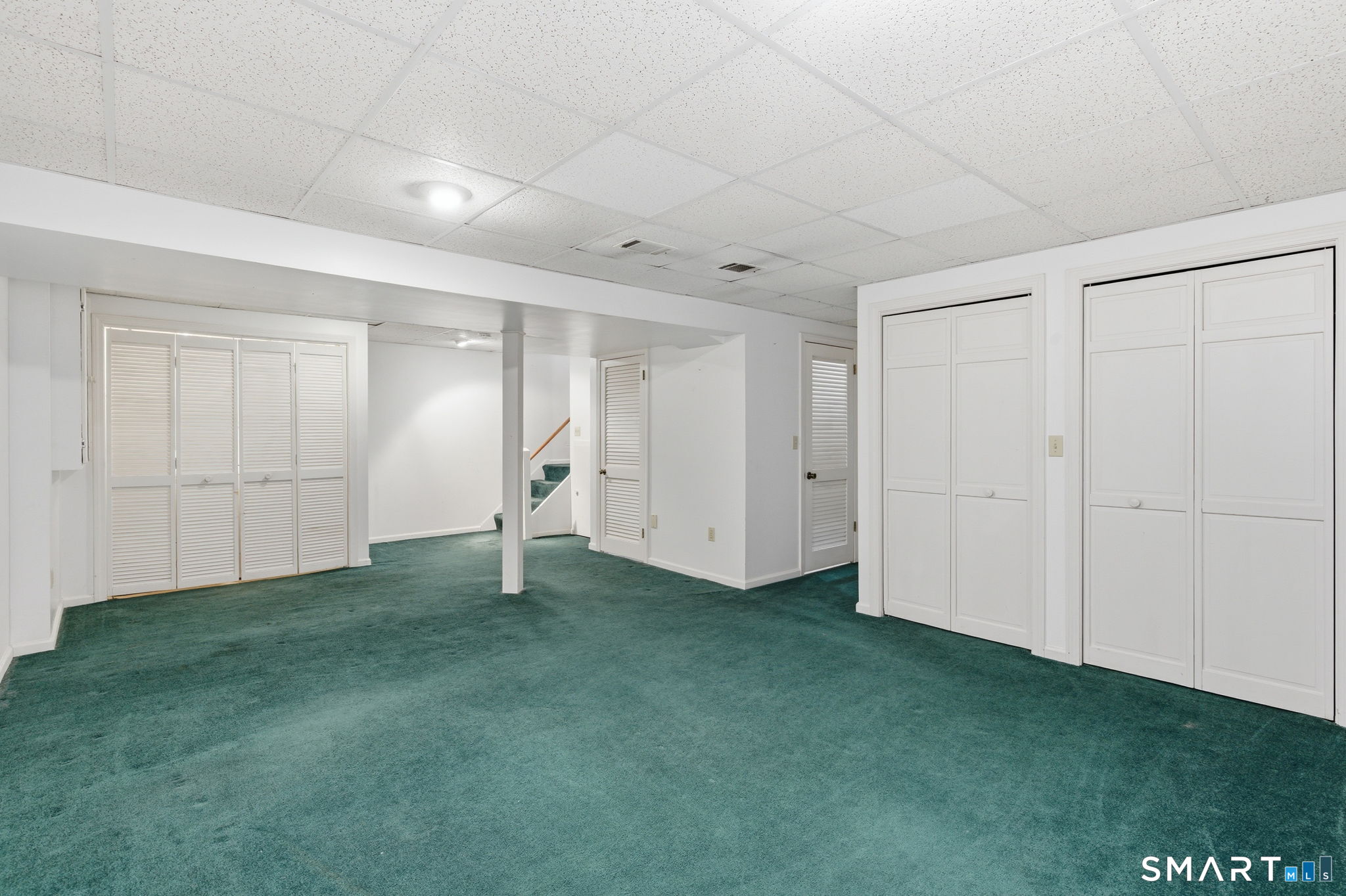 6 Elizabeth Court East Windsor CT 06016