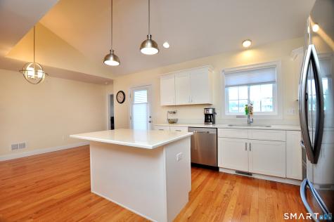 707 Old Village Circle Windsor CT 06095